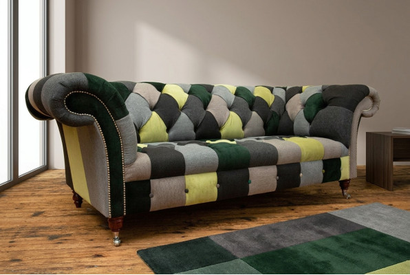 Sofá de diseño tapizado de tres plazas Chesterfield nuevo