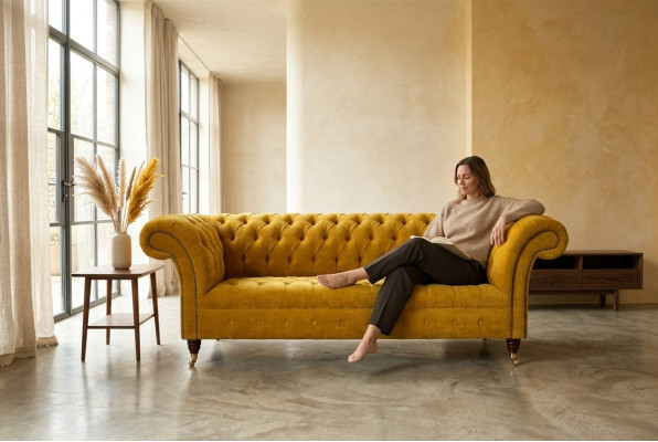 Diseñador Chesterfield amarillo de 3 plazas de lujo.