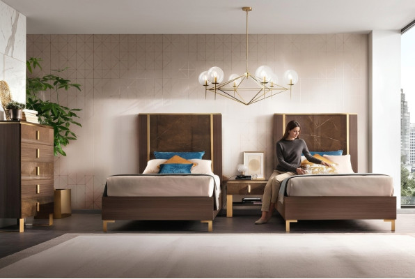 2x Cama + mesita de noche 3 piezas. Conjunto de dormitorio de lujo diseñado por diseñador.