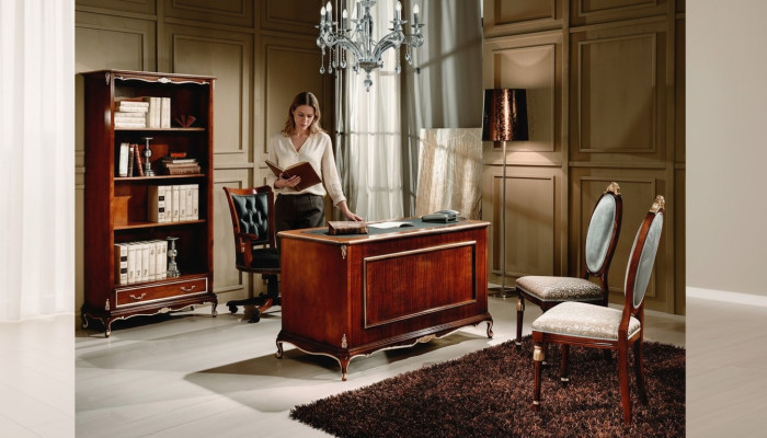 Escritorio de oficina clásico, conjunto de 2 piezas, mesa de madera y silla barroca.
