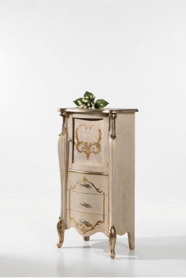 Elegante cómoda armario Muebles italianos Estilo barroco Sala de estar