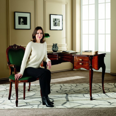 Muebles clásicos de madera italiana de lujo, escritorio de diseño de muebles de oficina.