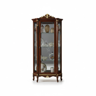 Muebles italianos de madera en estilo clásico. Vitrina, armario, estante, armarios.
