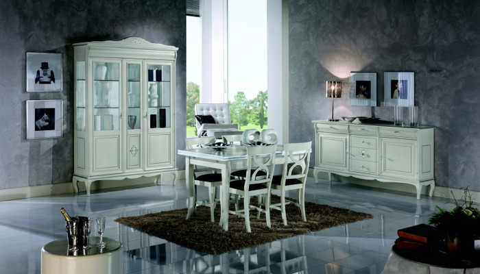 Diseño conjunto de comedor de 7 piezas de madera - cómoda, 4 sillas, mesa, vitrina. Nuevo.