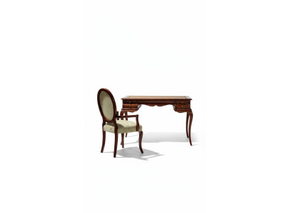 Muebles de lujo de madera para oficina en set de 2 piezas: escritorio y silla. Mesas italianas de estilo barroco.