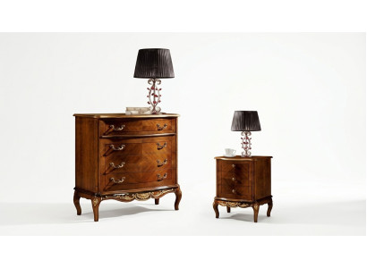Muebles italianos de lujo, gran cómoda armario con 4 cajones de madera marrón.