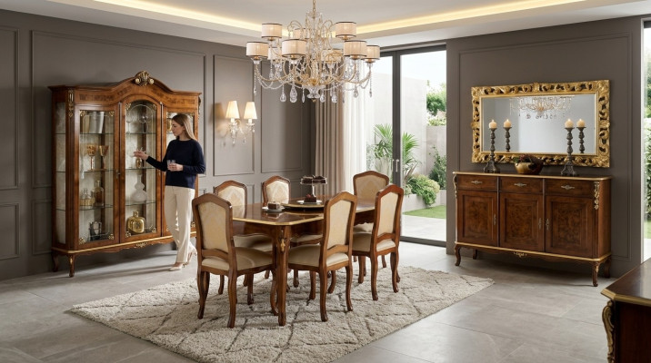 Mesa de comedor, 6 sillas, vitrina, cómoda, espejo. Conjunto completo de comedor de 10 piezas.
