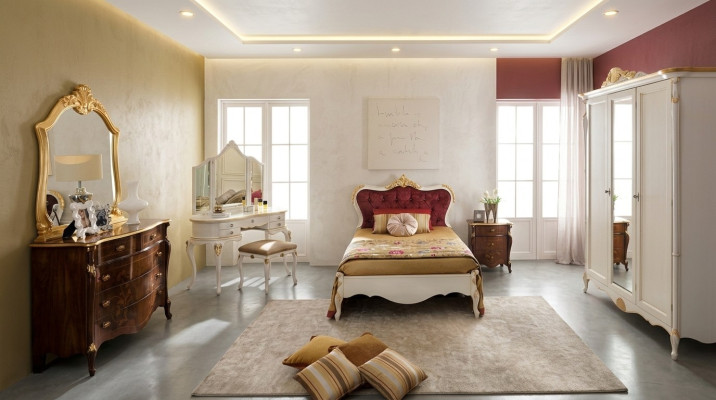 Muebles italianos, diseño de lujo, cama doble, estilo barroco, camas clásicas.