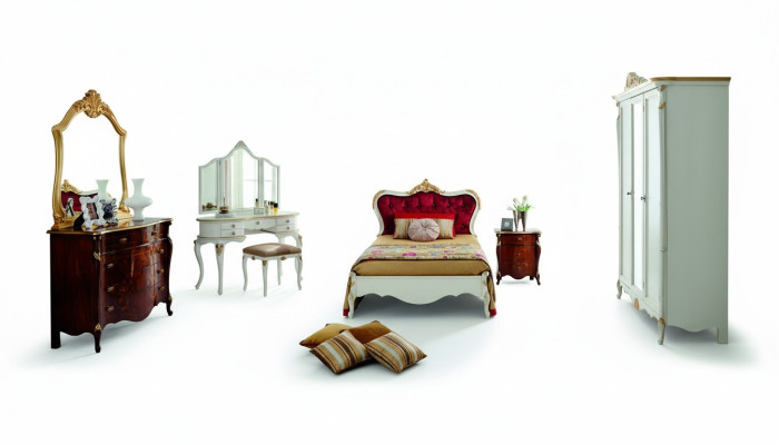 Muebles italianos, diseño de lujo, cama doble, estilo barroco, camas clásicas.
