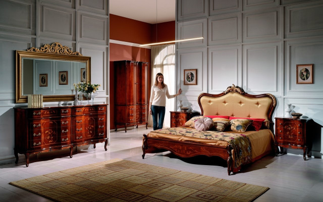 Juego de dormitorio de 3 piezas: cama y 2 mesitas de noche. Muebles barrocos italianos nuevos.