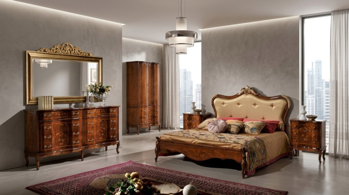 Juego de dormitorio de 3 piezas: cama y 2 mesitas de noche. Muebles barrocos italianos nuevos.