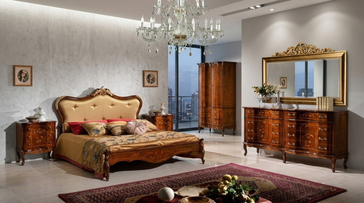 Cama clásica Chesterfield con pedrería de Swarovski, cama doble tapizada.