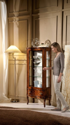 Vitrina de lujo de diseñador en madera italiana Genuina cómoda de madera muebles italianos Nuevos