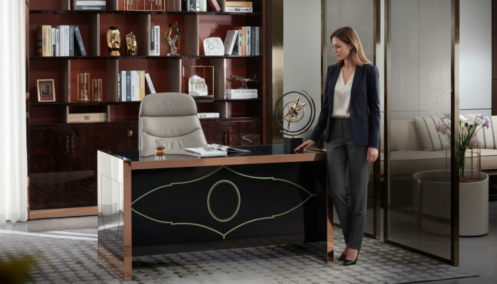 Mesa Silla Estudio Escritorio Negro Oficina Mobiliario Lujo 2 piezas.