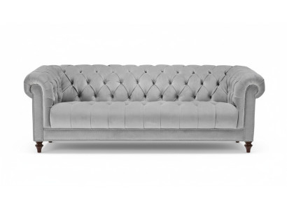 Gris claro Chesterfield de tres plazas, nuevo sofá de tela para la sala de estar.