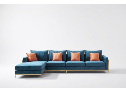 Sofá de esquina en forma de L con juego de sillones decorativos modernos de cuero nuevo.