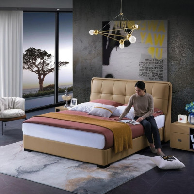 Clásica cama de dormitorio blanca de tela con cabecera de cuero doble de 180x200 cm.