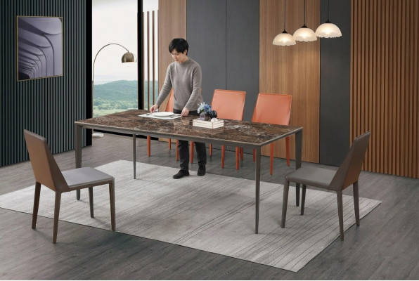 Mesa de comedor de lujo - Mueble de comedor Mesa de diseño de metal con aspecto de mármol