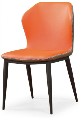 Juego de sillas tapizadas modernas para comedor con asientos de cuero y madera.