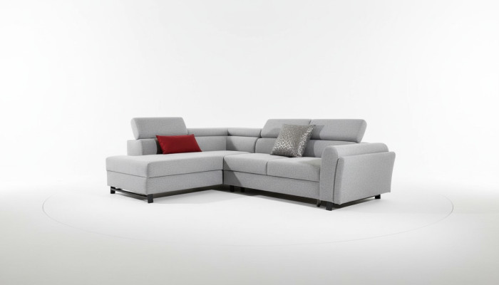 Conjunto de sofá en forma de L con sillón moderno y tapizado textil.