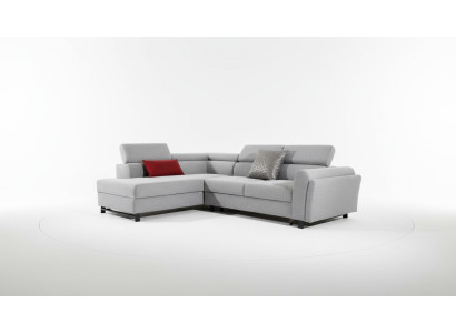 Conjunto de sofá en forma de L con sillón moderno y tapizado textil.
