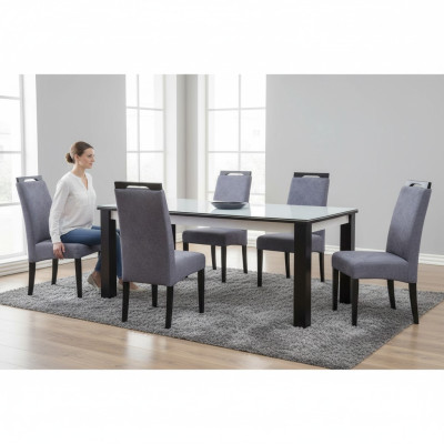 Grupo de comedor de cocina con conjunto de sillas acolchadas de madera, que consta de 4 sillas con respaldo.