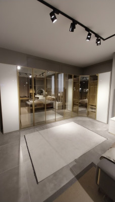 Armario de ropa Armario de madera Armario Dormitorio Lujo Armarios Nuevo