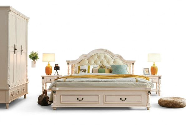 Cama doble Chesterfield y 2 mesitas de noche en patas torneadas.