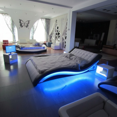 Diseño de cama de lujo Camas digitales USB Muebles de dormitorio de cuero Doble