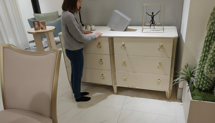 Cómoda de 160 cm, muebles de dormitorio de madera con patas multifuncionales y modernas.