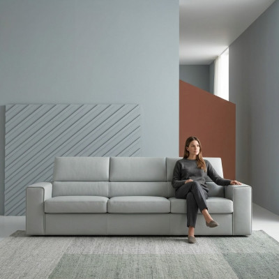 Sofá de diseño de lujo moderno de 3 plazas en textil verde claro con estructura de madera de alfitalia.