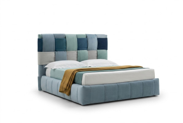 Modernas camas de lujo tapizadas en textil. Cama de dormitorio de alta calidad. Muebles italianos.