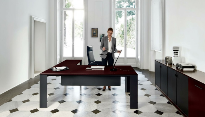 Escritorio de diseño Mobiliario italiano Mesa de computadora Frezza