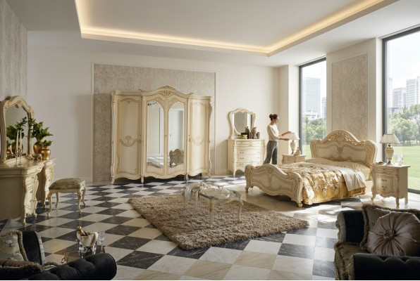 Un conjunto de dormitorio italiano clásico e incomparable de 10 piezas.
