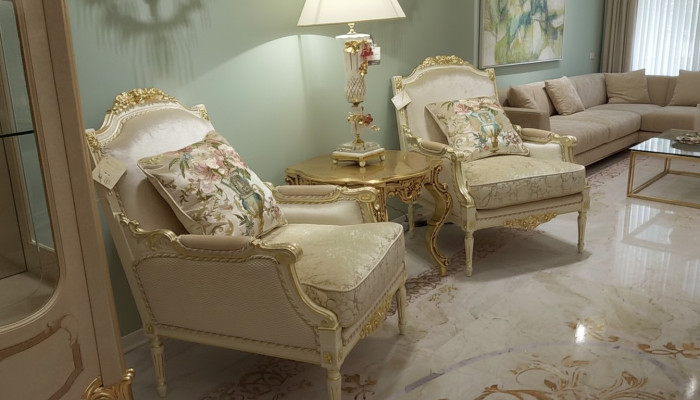 Sillón de una plaza estilo italiano, mueble de diseñador, club de relajación, sillón nuevo.
