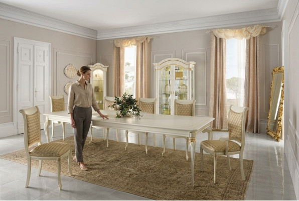 Conjunto de comedor 9 pzas. Mesa de comedor 6 sillas Vitrina Armario Vitrinas en madera maciza