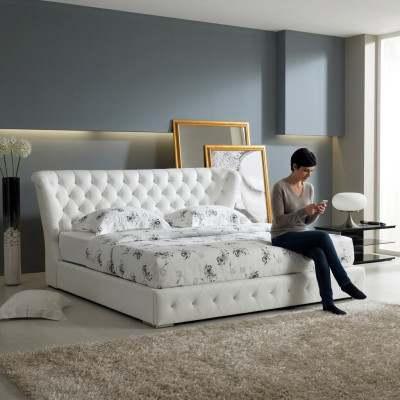 Cama de diseñador Chesterfield de cuero, camas de hotel dobles de lujo para dormitorio.