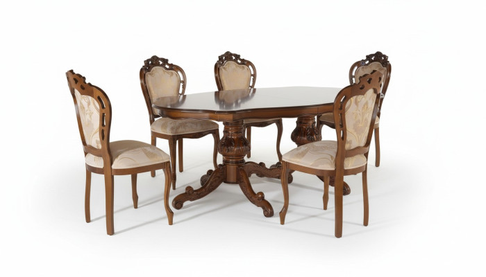 Clásica mesa de lujo en madera, mesas barrocas, decoración rococó estilo antiguo comedor y sala de estar.