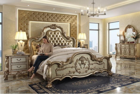 Cama clásica estilo Barroco Chesterfield Rococó para hotel doble de cuero antiguo.