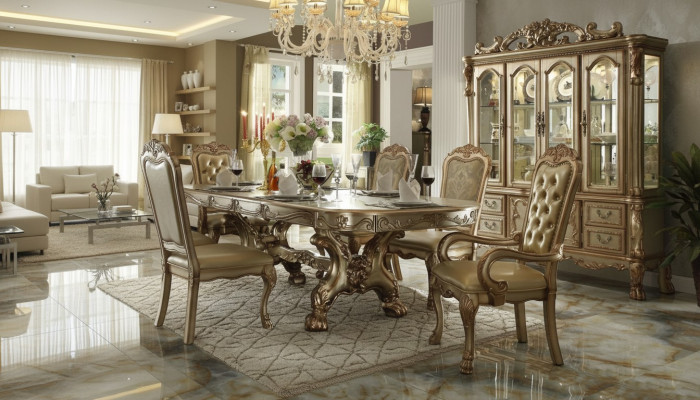 Clásica mesa de madera de lujo, mesas estilo rococó barroco decoración antigua.