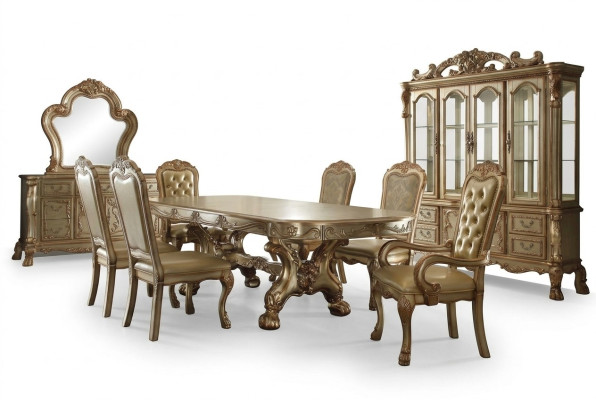 Clásica mesa de comedor Juego de comedor de diseño de sillas Chesterfield de lujo 9 piezas.