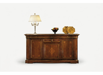 Aparador de estilo barroco con acabados de lujo en madera maciza italiana.