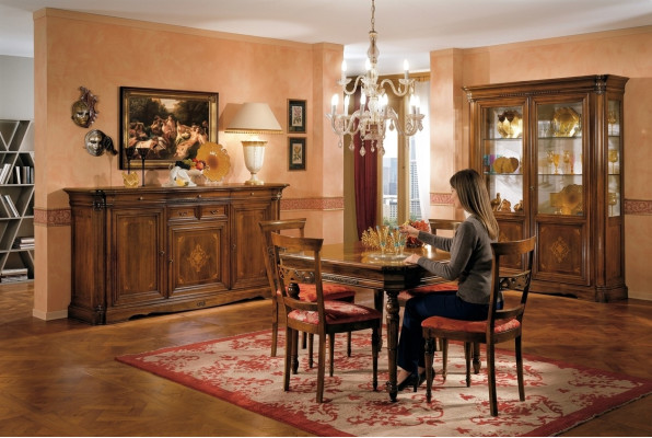 Juego de comedor Mesa de comedor 4 sillas Cómoda Vitrina Conjunto de mesa Grupo de 7 piezas Muebles