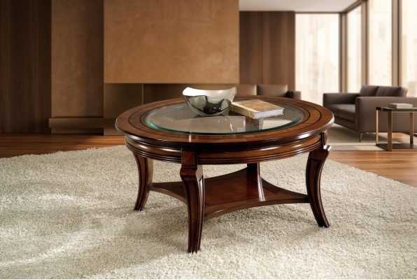 Mesa de centro redonda de madera de Italia.
