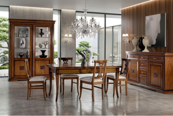 Juego de comedor de 7 piezas. Mesa sillas cómoda vitrina grupo conjunto madera marrón.