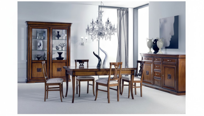 Juego de comedor de 7 piezas. Mesa sillas cómoda vitrina grupo conjunto madera marrón.