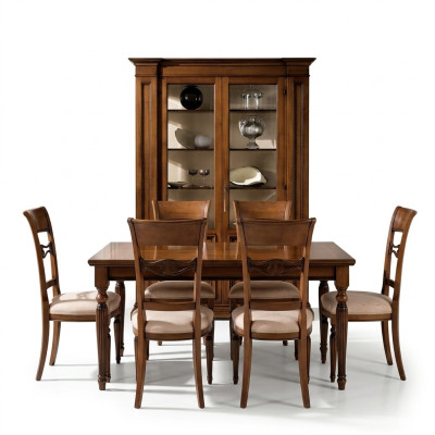 Vitrina de madera de lujo Armarios clásicos de diseño italiano en marrón.