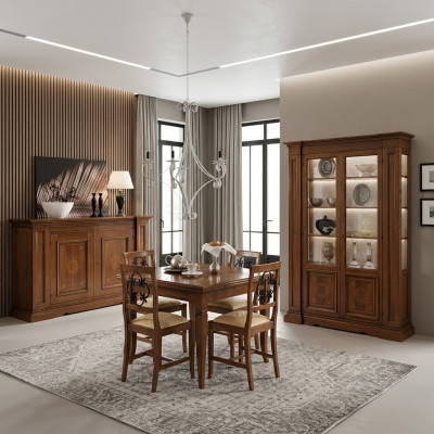 Conjunto de muebles de madera: cómoda, 4 sillas, mesa, vitrina. Nuevo. Grupo de comedor. Juego de 7 piezas.