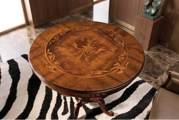 Mesa de comedor Muebles redondos Mesa de comedor de lujo Mesa redonda Madera maciza Italia Nuevo