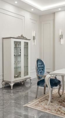 Vitrina blanca Gabinete de vidrio Diseño Clásico Cómoda de lujo Muebles de madera